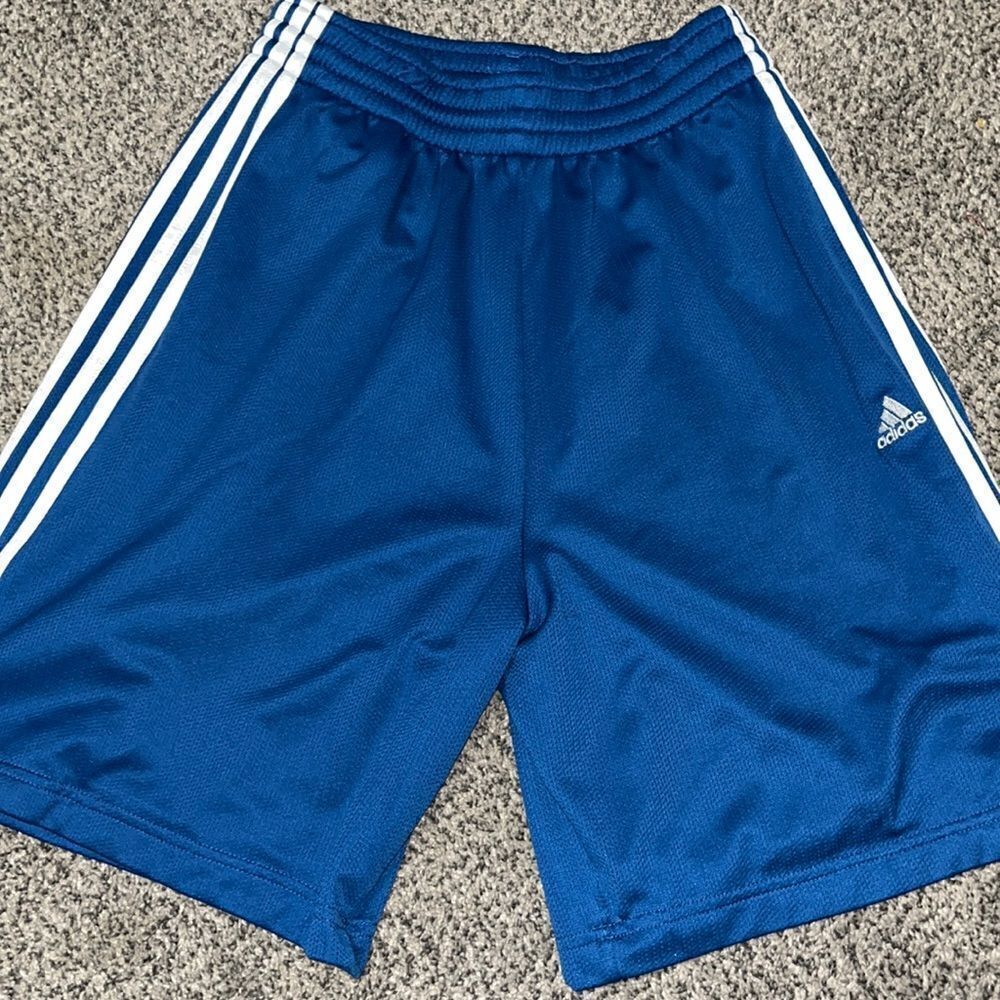 Adidas - Athletic Shorts - Blue - S
